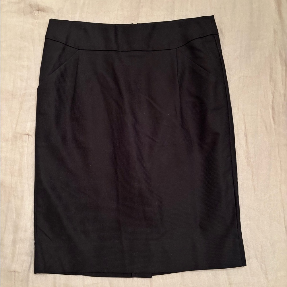 J. Crew Classic - The Pencil Skirt in Black - Size 4